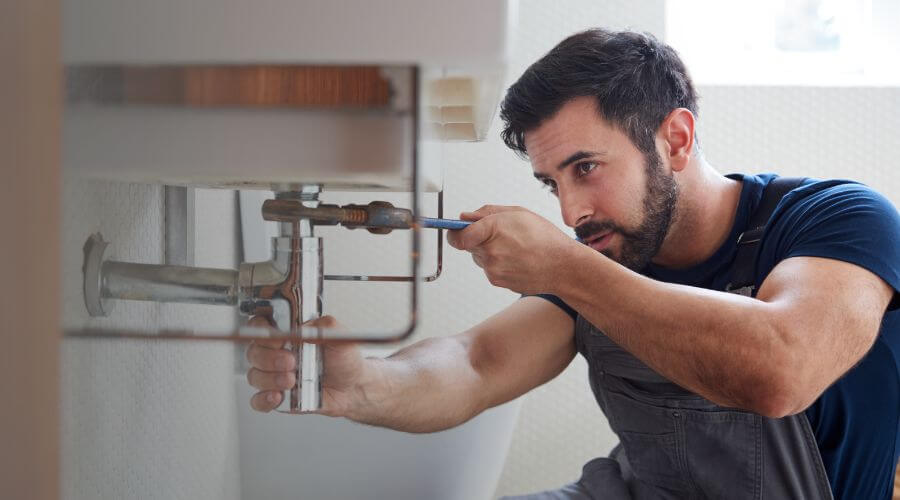 Water heater thermostat replacement in Poston, AZ